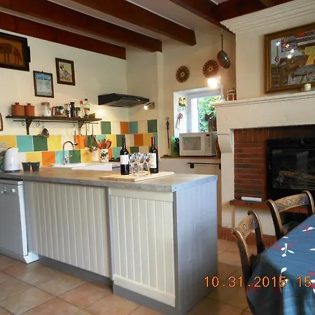 Cynlyns Le Ruisseau Dans Le Marais Bed & Breakfast *