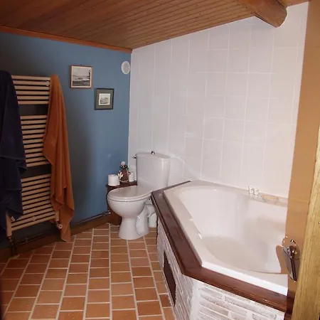 Cynlyns Le Ruisseau Dans Le Marais Bed & Breakfast *